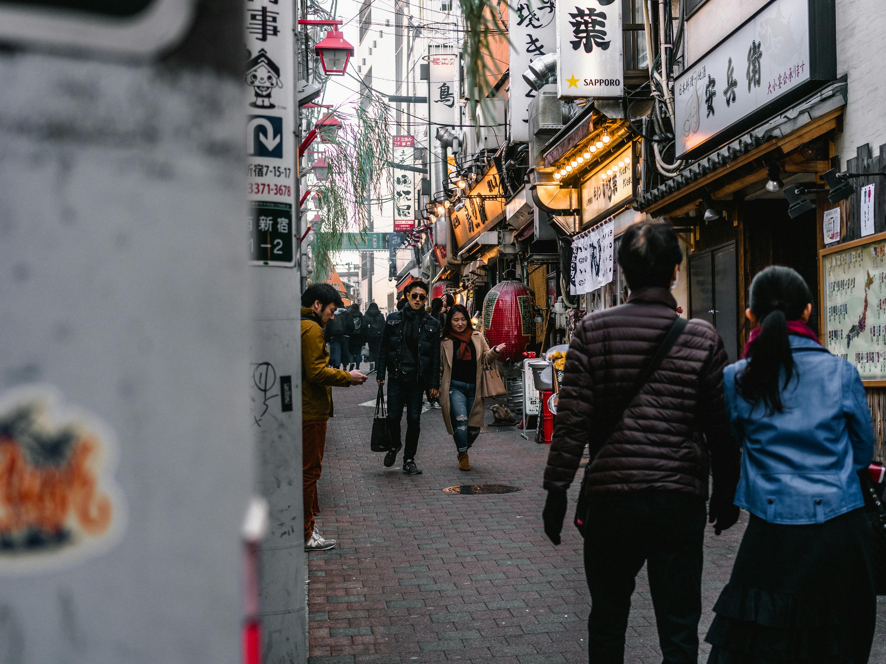 貴州省安順市西秀區(qū)店鋪，商業(yè)繁榮與地域文化的完美融合